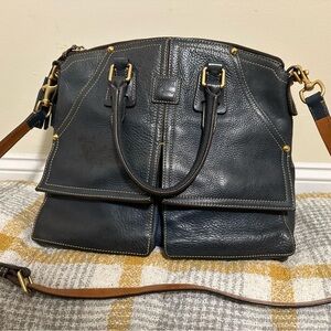 Large Dooney and Bourke Handbag